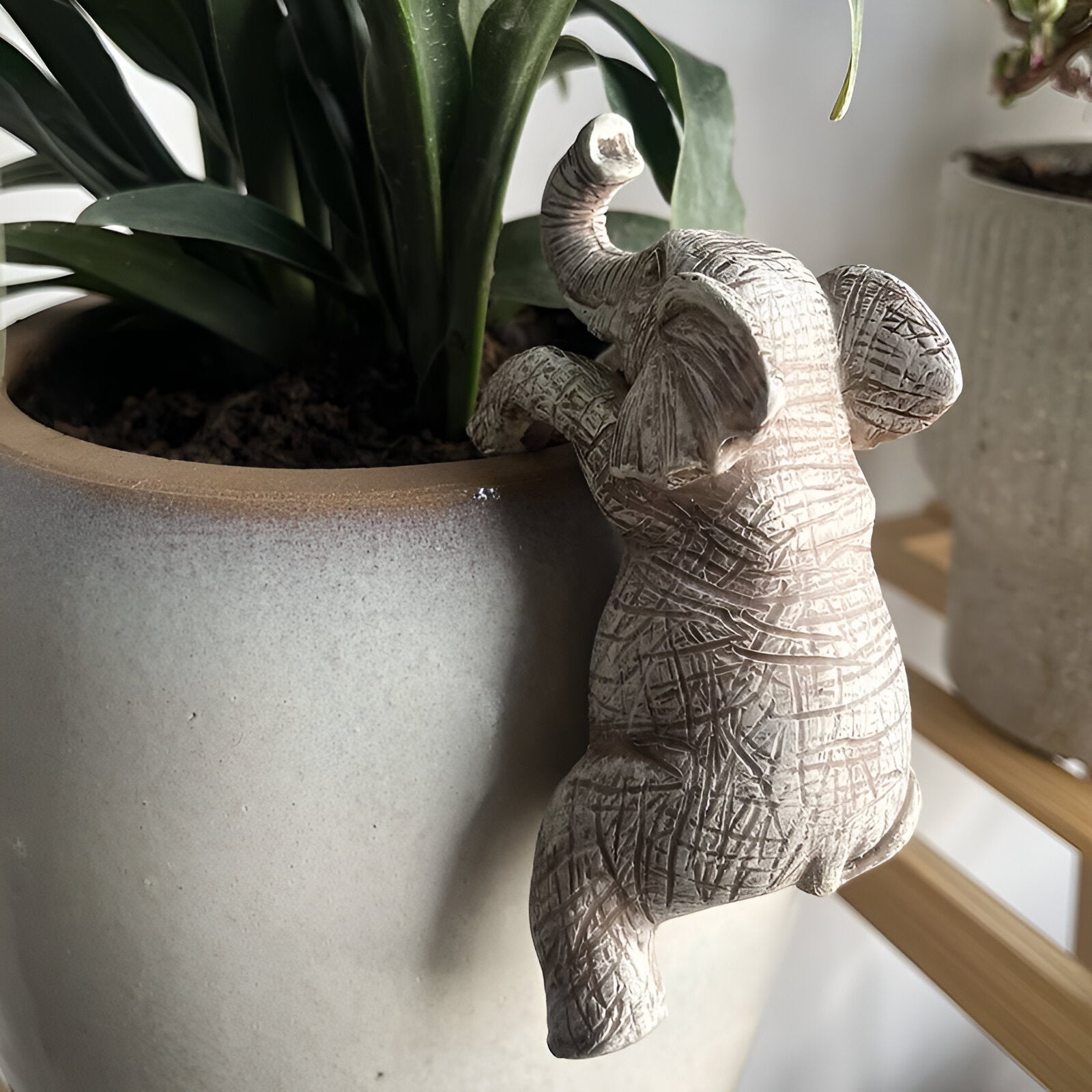 Hängender Elefant Blumentopf aus Kunstharz – Dekorative Pflanzenschale für Innen und Außen, Mehrfarbig-5