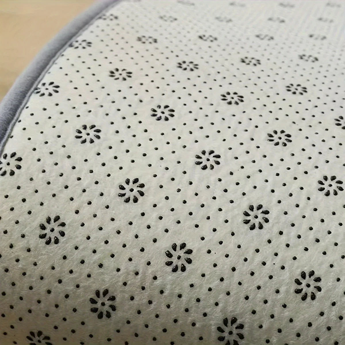 FlannelGrip | Weicher rutschfester Badezimmerteppich