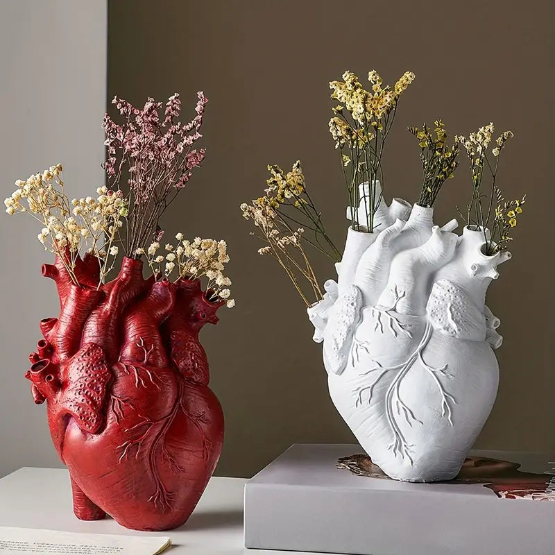 Herzförmige Blumenvase aus Keramik – 30 cm hoch in Rot, Schwarz, Weiß und Gold für romantische Akzente-4